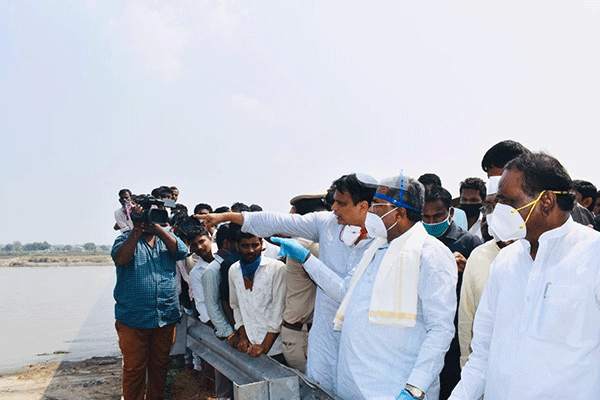 ಪ್ರವಾಹ ಪರಿಸ್ಥಿತಿ ನಿಭಾಯಿಸುವಲ್ಲಿ ಸರಕಾರ ಸಂಪೂರ್ಣ ವಿಫಲ: ಸಿದ್ದರಾಮಯ್ಯ