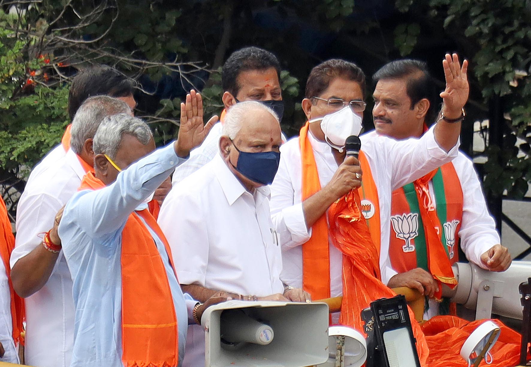 ಆರ್‌ಆರ್ ನಗರ, ಶಿರಾ ಉಪ ಚುನಾವಣೆ: ಬಹಿರಂಗ ಪ್ರಚಾರಕ್ಕೆ ರವಿವಾರ ತೆರೆ