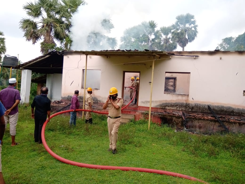 ಕುತ್ತೆತ್ತೂರು ಬೈದಪುಳಿತ್ತೂರು ಮನೆಯಲ್ಲಿ ಬೆಂಕಿ ಅವಘಡ