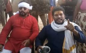 ಪೊಲೀಸರ ಎದುರಲ್ಲೇ ಭೀಮ್ ಆರ್ಮಿ ಮುಖ್ಯಸ್ಥ ಚಂದ್ರಶೇಖರ ಆಝಾದ್ ಗೆ ಬೆದರಿಕೆ ಒಡ್ಡುತ್ತಿರುವ ವೀಡಿಯೊ ವೈರಲ್