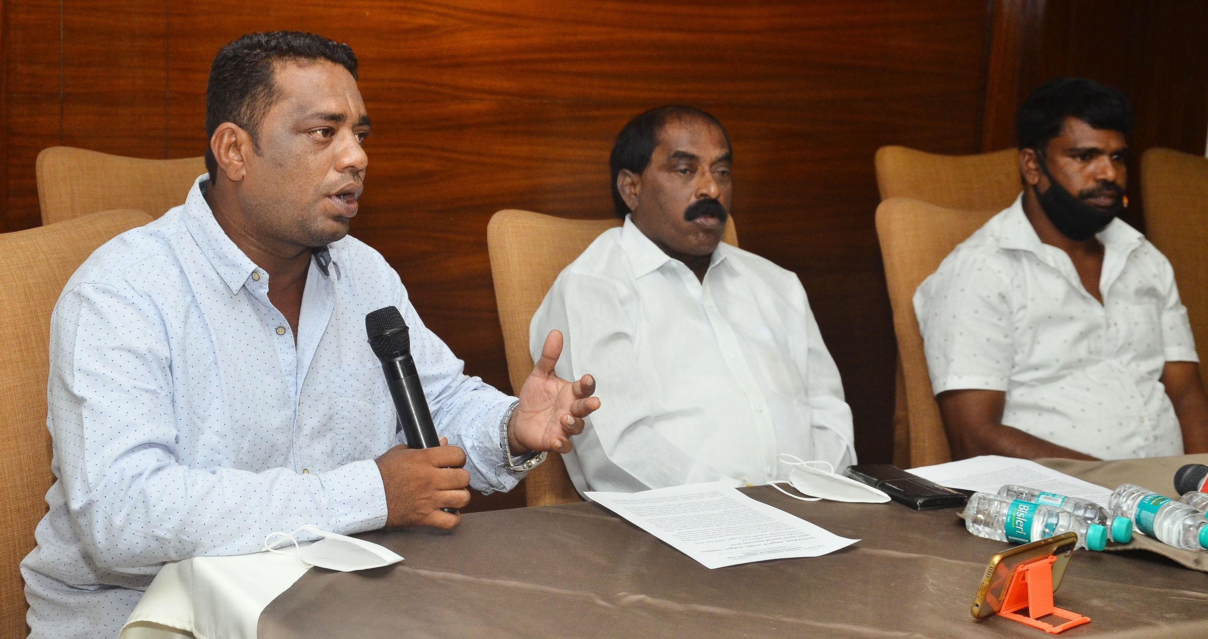 ಮೀನುಗಾರಿಕೆಯಲ್ಲಿ ಅತ್ಯಾಧುನಿಕ ತಂತ್ರಜ್ಞಾನ ಅವಳಡಿಕೆಗೆ ಆದ್ಯತೆ ನೀಡಿ