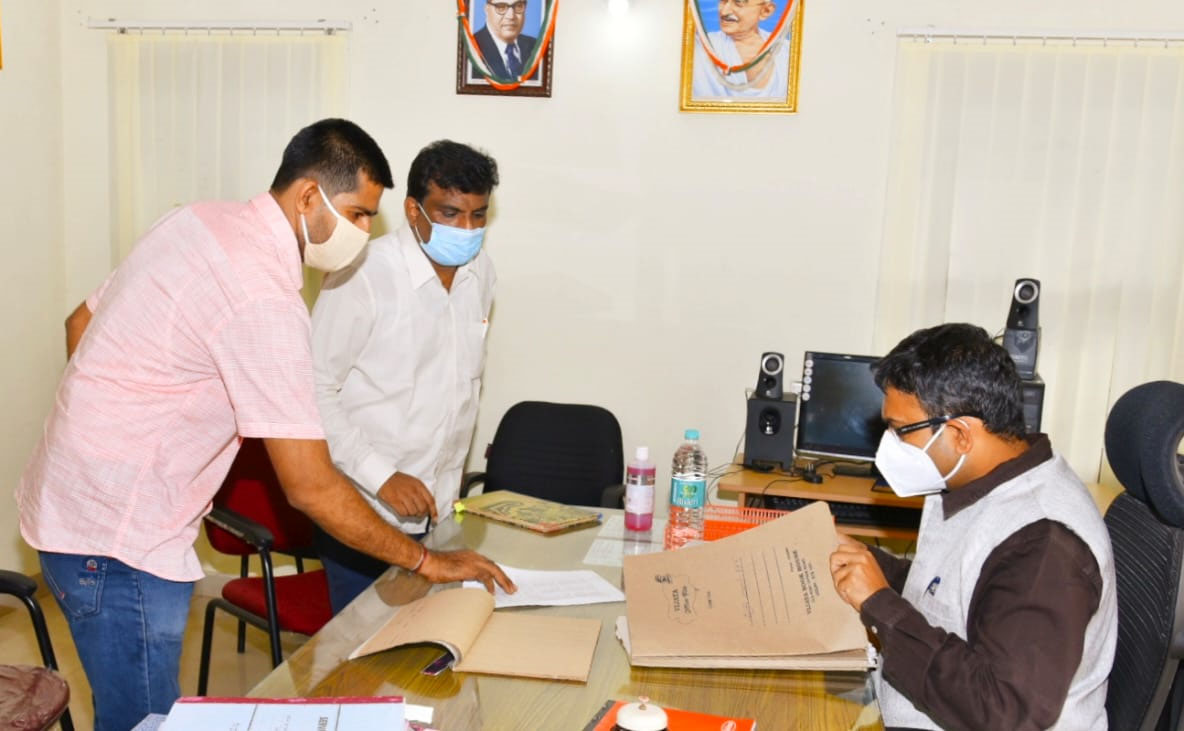 ಉಡುಪಿ ಜಿಲ್ಲಾ ವಾರ್ತಾ ಕಚೇರಿಗೆ ಆಯುಕ್ತ ಡಾ.ಪಿ.ಎಸ್.ಹರ್ಷ ಭೇಟಿ