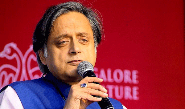 ಭಾರತದಲ್ಲಿ ಜಾತ್ಯತೀತತೆ ಅಪಾಯದಲ್ಲಿದೆ: ಶಶಿ ತರೂರ್