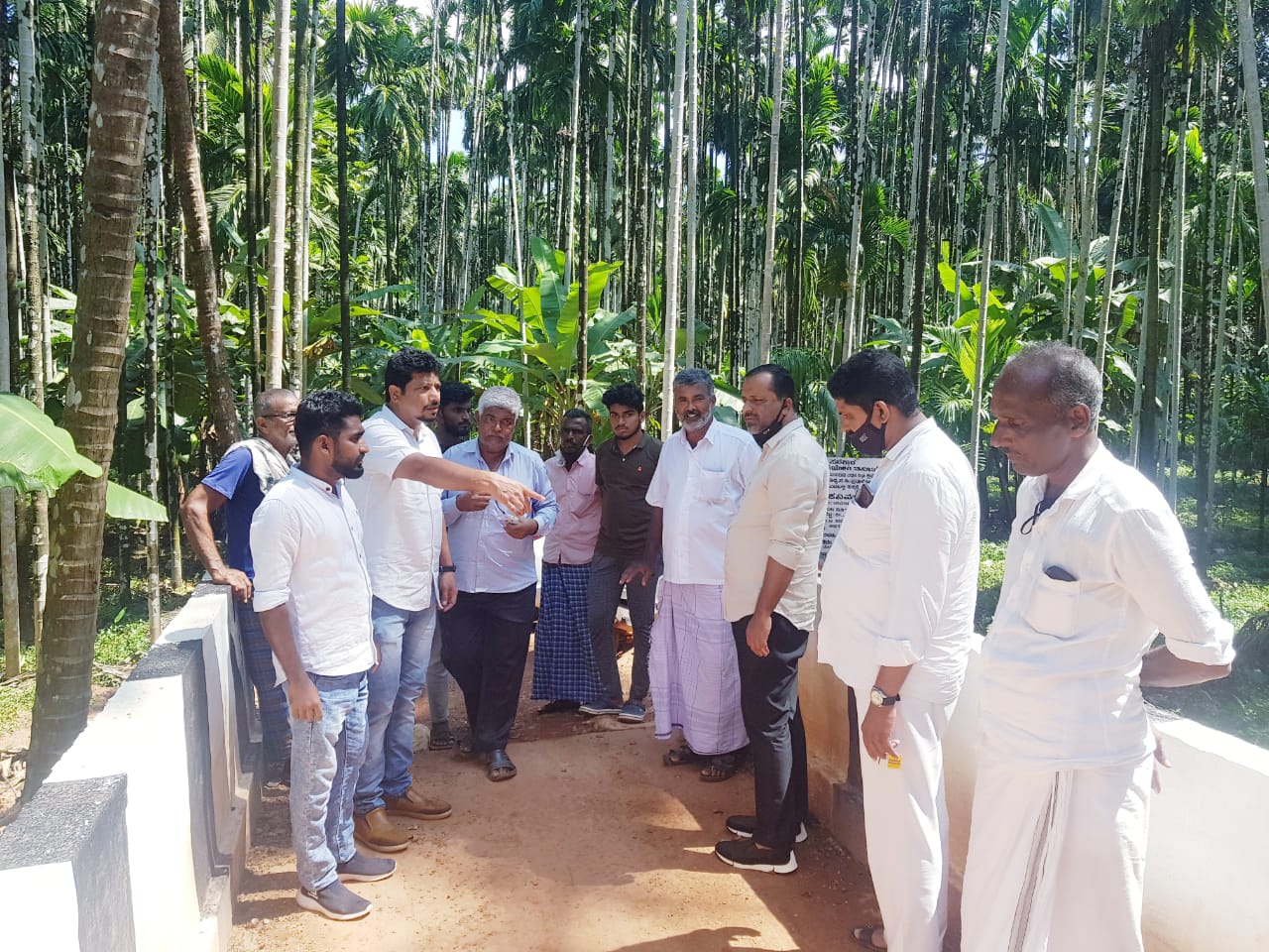 ಇರಾ: ಶಾಸಕ ಖಾದರ್ ರಿಂದ ಶಾಲಾ ಸೇತು ಕಾಮಗಾರಿ ಪರಿಶೀಲನೆ