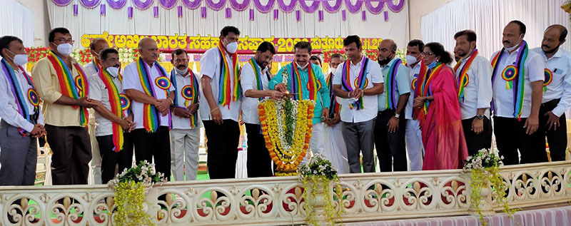 ಸಹಕಾರಿ ಸಂಘ ವಿವಿಧ ಆಯಾಮಗಳಲ್ಲಿ ವಿಸ್ತರಣೆಗೊಂಡಿದೆ : ಡಾ. ರಾಜೇಂದ್ರ ಕುಮಾರ್