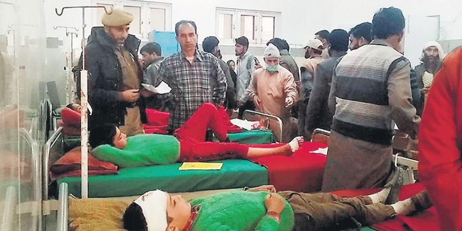 ಪಾಕಿಸ್ತಾನ ಸೇನೆ ಮಾನವ ಹಕ್ಕುಗಳನ್ನು ಉಲ್ಲಂಘಿಸಿದ ಬಗ್ಗೆ ಪ್ರಶ್ನಿಸಬೇಕು: ಬಿಎಸ್‌ಎಫ್