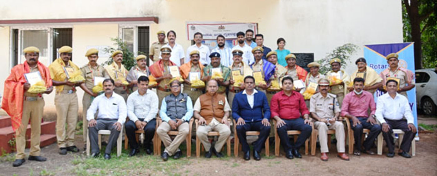 ಕೊರೋನ ಸಂದರ್ಭದಲ್ಲಿ ಕರ್ತವ್ಯ ನಿರ್ವಹಿಸಿದ ಗೃಹರಕ್ಷಕರಿಗೆ ಸನ್ಮಾನ