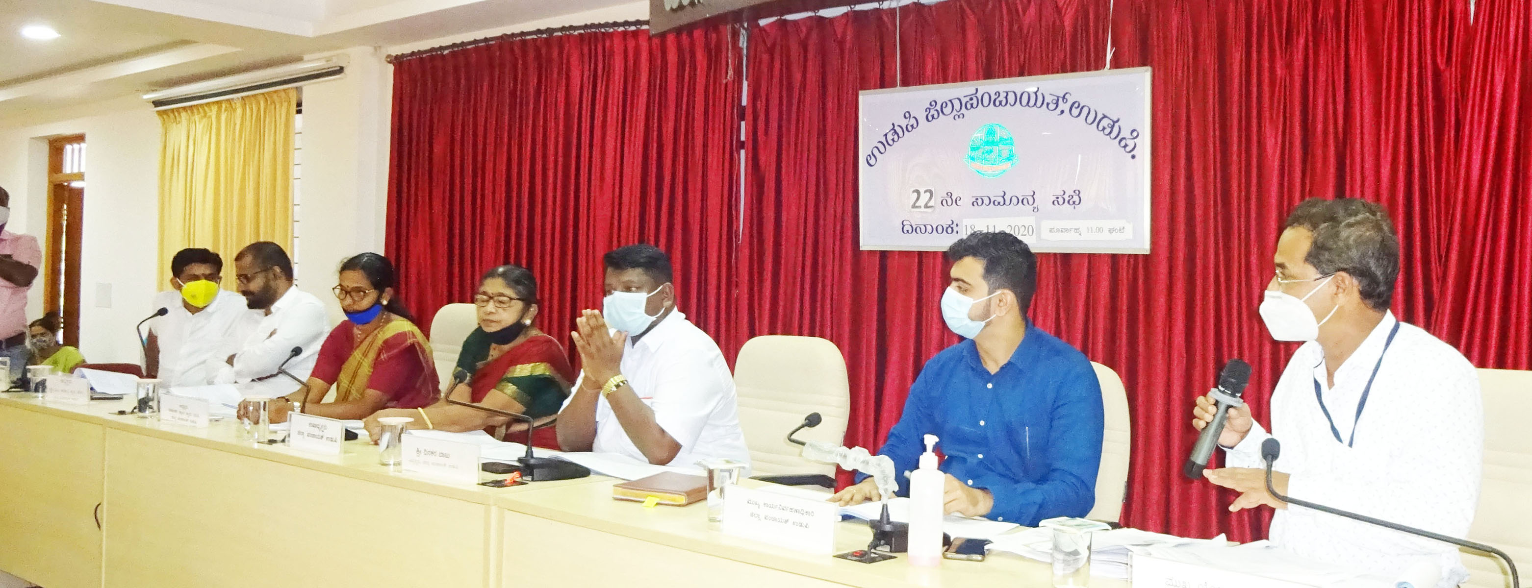 ರಸ್ತೆ ಕಾಮಗಾರಿಯಲ್ಲಿ ಕೋಟಿಗಟ್ಟಲೆ ಅವ್ಯವಹಾರ ಆರೋಪ : ಸದಸ್ಯರ ಆಕ್ರೋಶ, ಲೋಕಾಯುಕ್ತ ತನಿಖೆಗೆ ಒತ್ತಾಯ