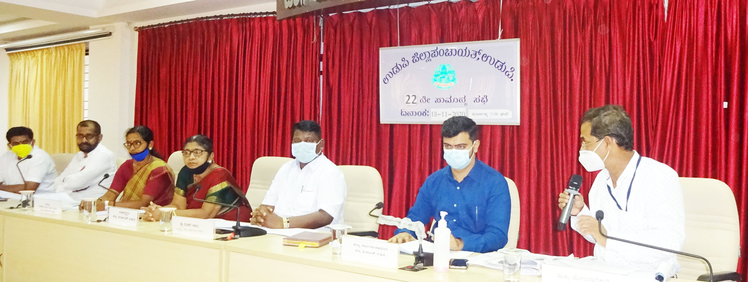 ನೂತನ ಜಿಲ್ಲಾಸ್ಪತ್ರೆ ಕಟ್ಟಡ ಪೂರ್ಣಗೊಳ್ಳುವವರೆಗೆ ಜಿಲ್ಲಾಸ್ಪತ್ರೆಯನ್ನು ಬ್ರಹ್ಮಾವರಕ್ಕೆ ಸ್ಥಳಾಂತರಿಸಲು ಚರ್ಚೆ