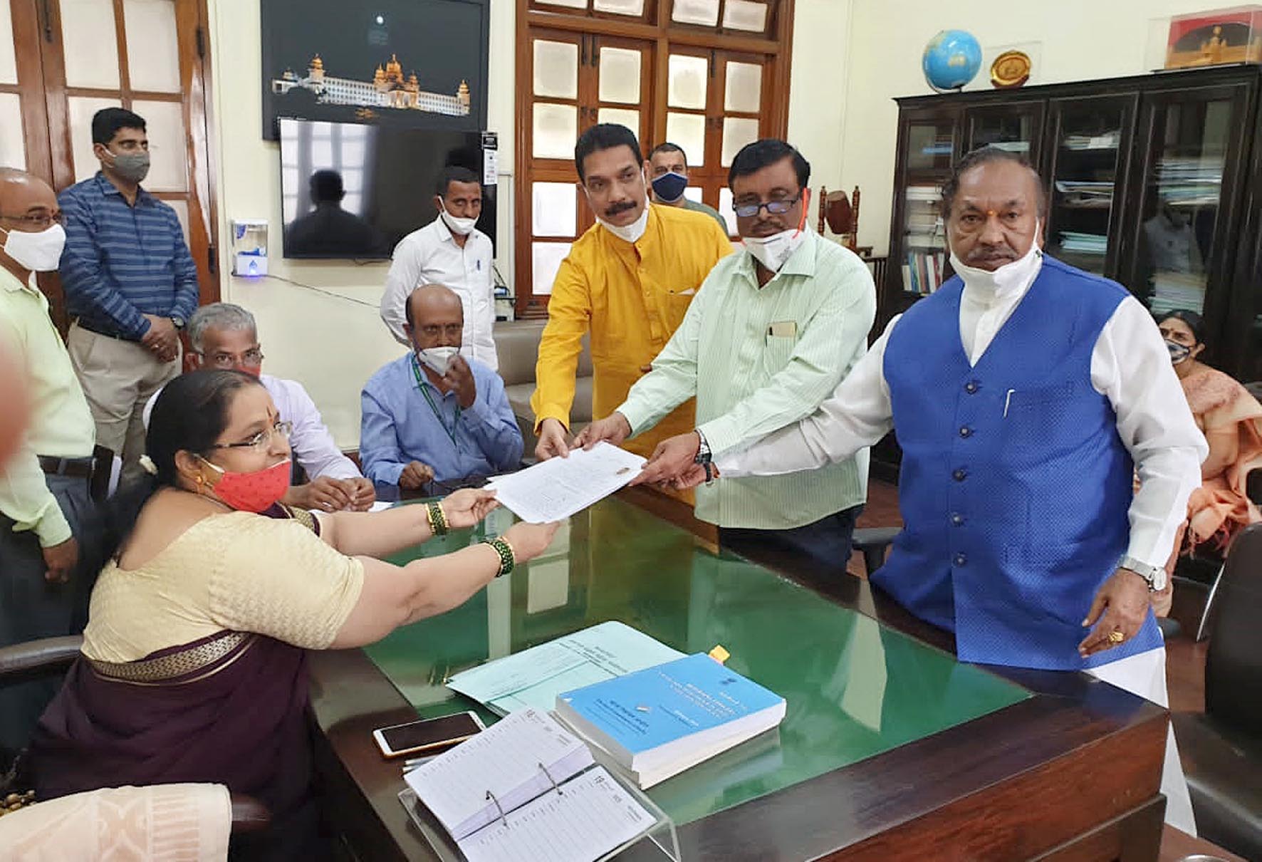 ರಾಜ್ಯಸಭಾ ಉಪಚುನಾವಣೆ: ಬಿಜೆಪಿ ಅಭ್ಯರ್ಥಿ ಕೆ.ನಾರಾಯಣ್ ನಾಮಪತ್ರ ಸಲ್ಲಿಕೆ