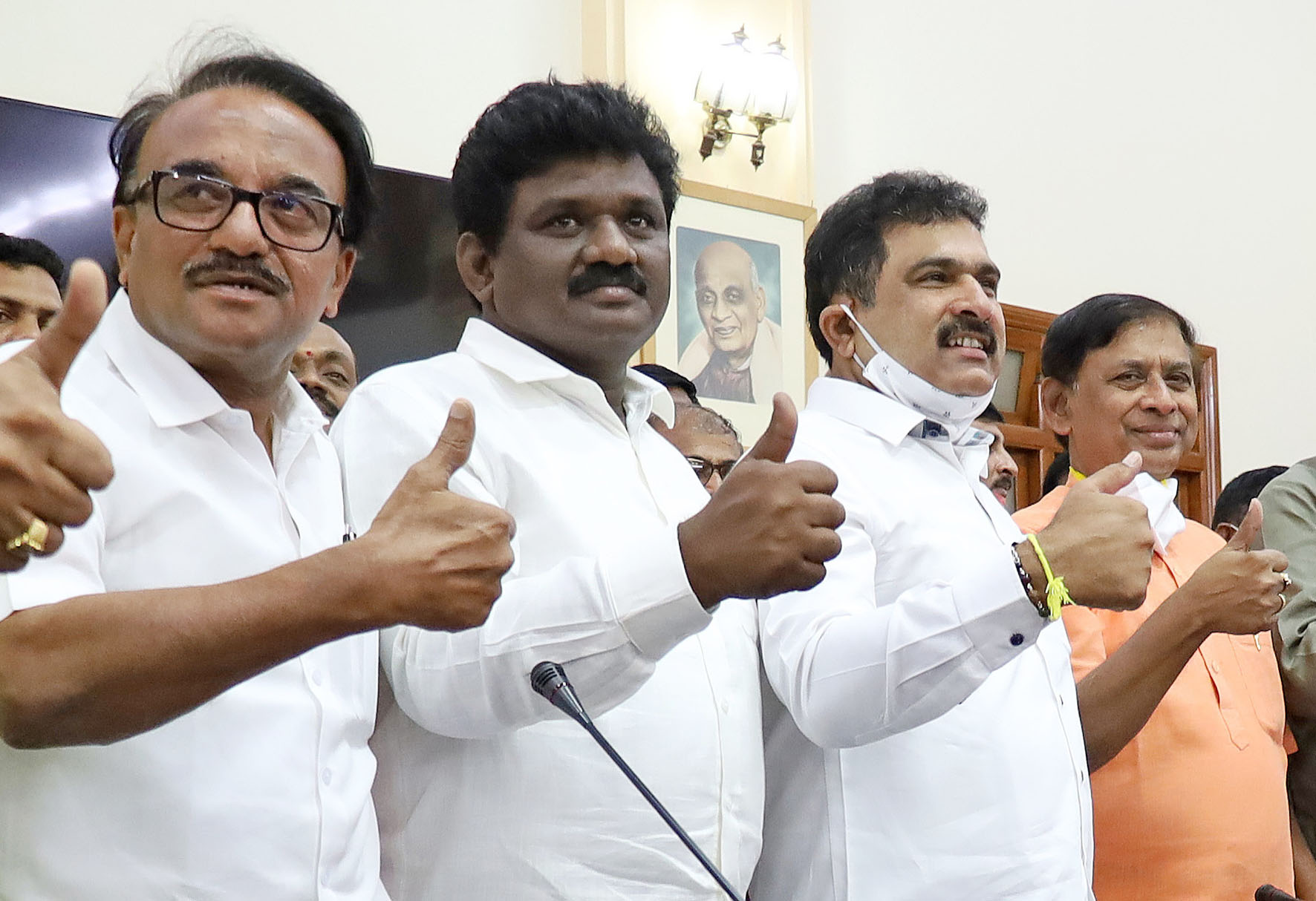 ವಿಧಾನ ಪರಿಷತ್ ನೂತನ ಸದಸ್ಯರಾಗಿ ಪುಟ್ಟಣ್ಣ, ನಮೋಶಿ, ಚಿದಾನಂದಗೌಡ, ಸಂಕನೂರ ಪ್ರಮಾಣ ವಚನ