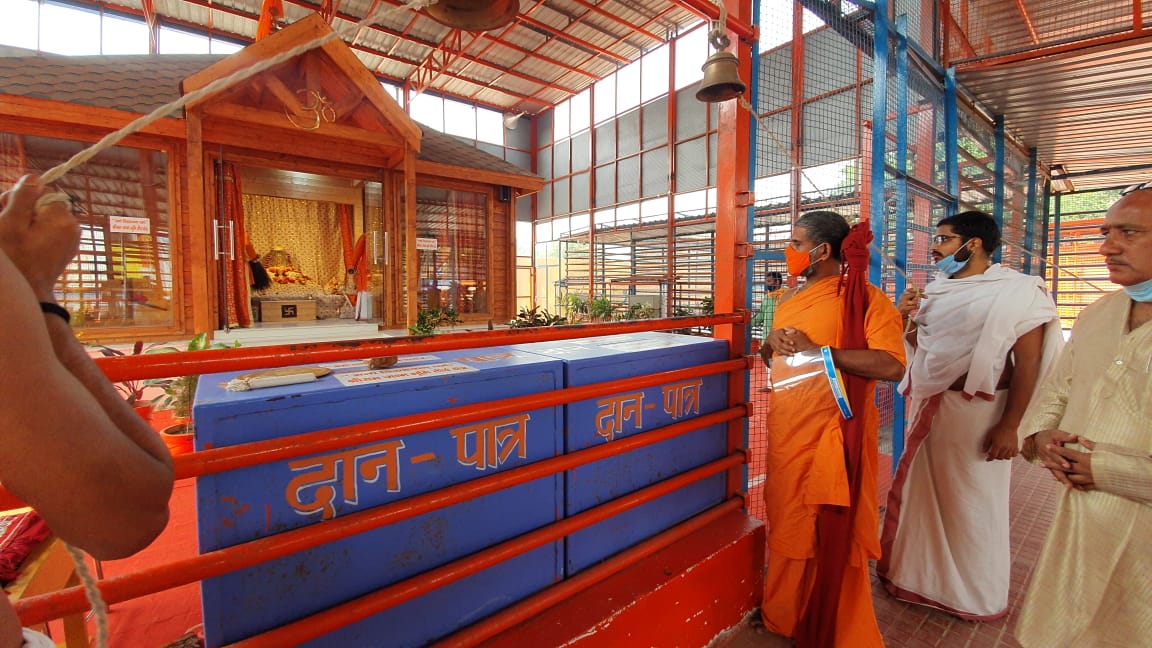 ಅಯೋಧ್ಯೆ ರಾಮ ಮಂದಿರ ನಿರ್ಮಾಣದ ಸ್ಥಳಕ್ಕೆ ಪೇಜಾವರ ಶ್ರೀ ಭೇಟಿ