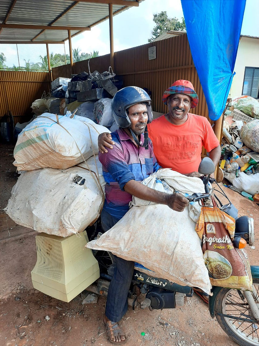 ಆರ್ಥಿಕ ಸಂಕಷ್ಟದಿಂದ ಗುಜರಿ ವ್ಯಾಪಾರಕ್ಕಿಳಿದ ಸಿನೆಮಾ ನಿರ್ದೇಶಕ !