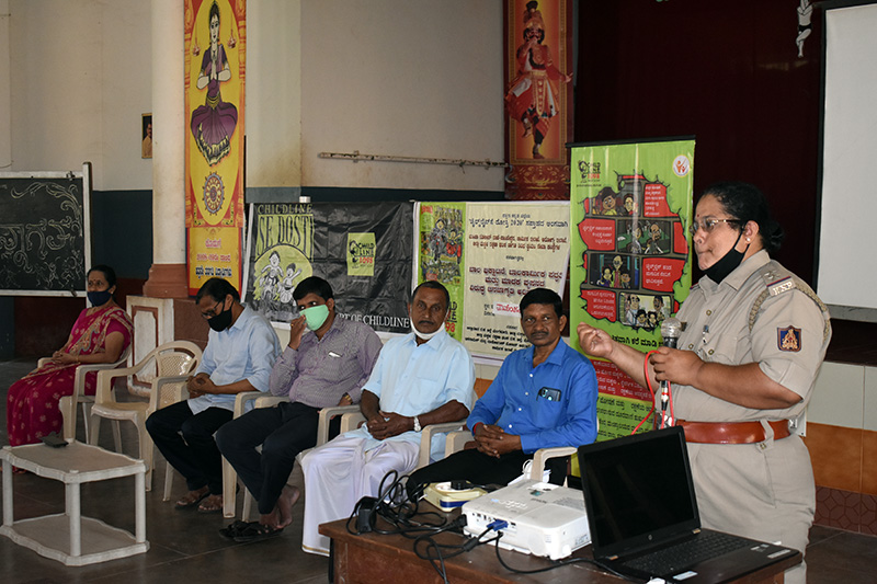 ​ಮಕ್ಕಳಿಗಾಗಿ ಆಸ್ತಿ ಮಾಡಬೇಡಿ; ಮಕ್ಕಳನ್ನೇ ಆಸ್ತಿ ಮಾಡಿ: ಪಿಎಸ್ಸೈ ಮಂಜುಳಾ