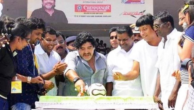 ಕೇರಳದಲ್ಲಿ ಫುಟ್ಬಾಲ್ ಆಕೃತಿಯ ಕೇಕ್ ಕತ್ತರಿಸಲು ಮರಡೋನಾ ನಿರಾಕರಿಸಲು ಕಾರಣವೇನು ಗೊತ್ತಾ?