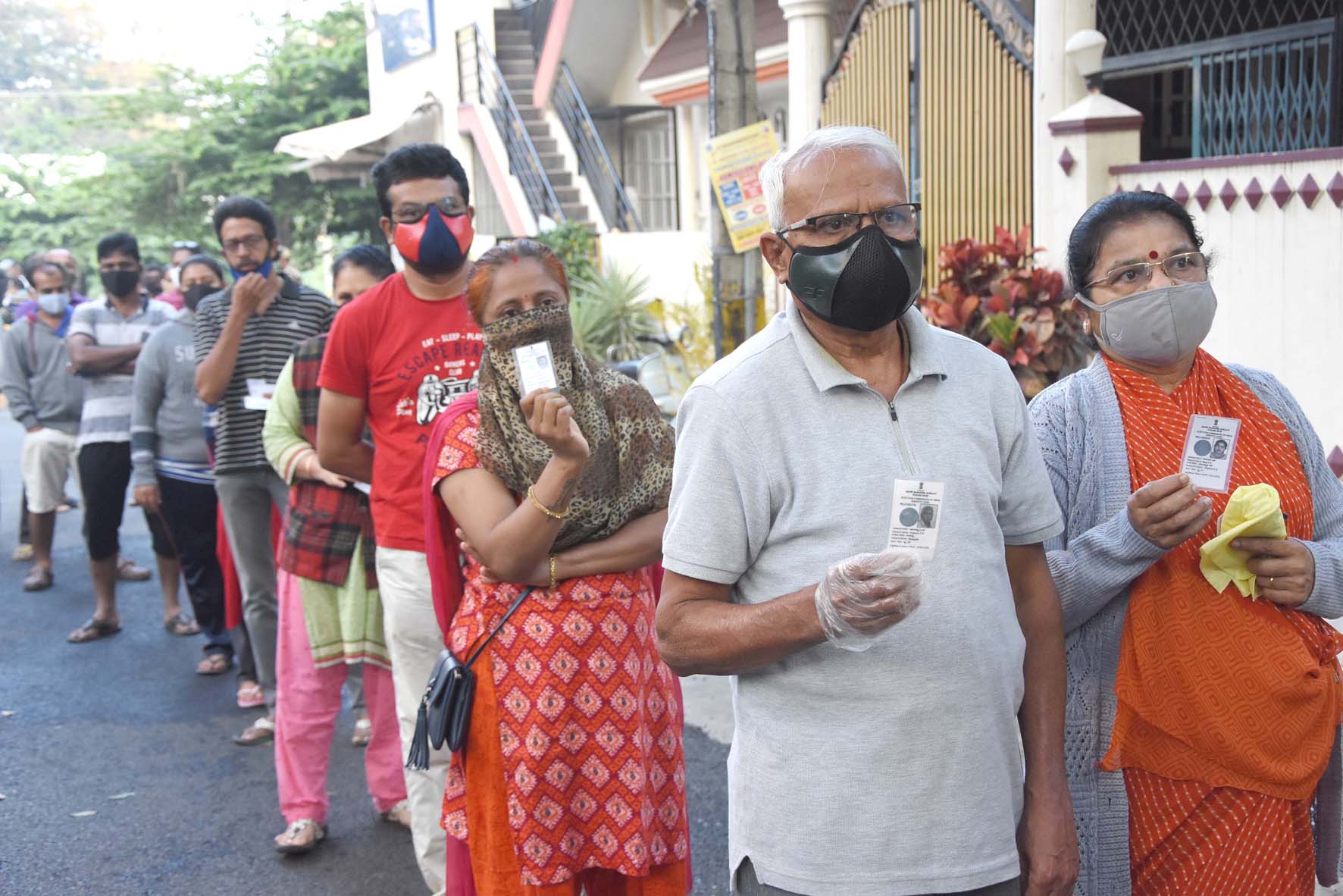 ಆರ್‌ಆರ್ ನಗರ ಉಪಚುನಾವಣೆ: ಜನತೆ ಮತದಾನದತ್ತ ಒಲವು ತೋರದಿರಲು ಕಾರಣವೇನು ?