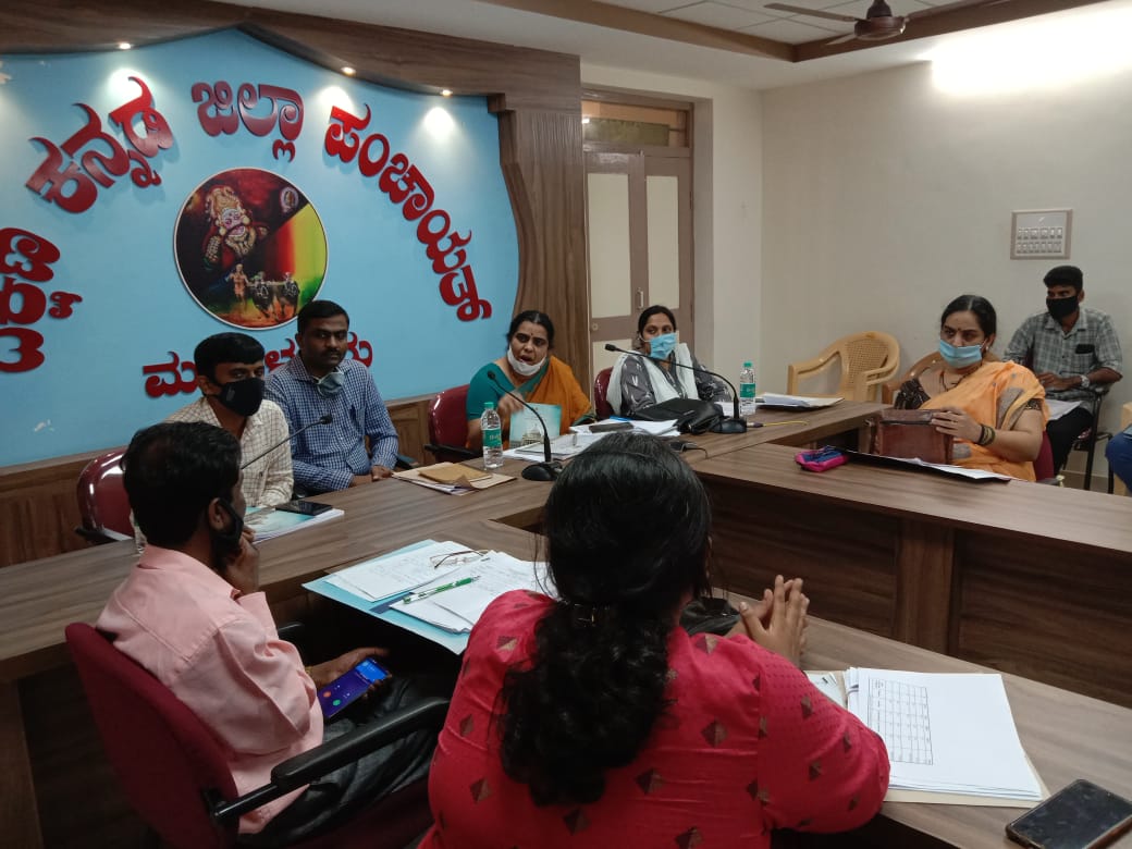 ಸರಕಾರಿ ಕಾರ್ಯಕ್ರಮ ಪೂರ್ಣ ಅನುಷ್ಟಾನವಾಗಲಿ: ​ಎಸ್‌ಟಿಪಿ, ಟಿಎಸ್‌ಪಿ ಸಭೆಯಲ್ಲಿ ನಿರ್ದೇಶಕಿ ಊರ್ಮಿಳಾ ಸೂಚನೆ