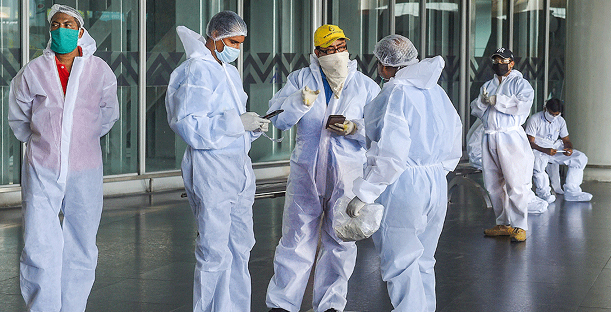 ಯುರೋಪ್‌ಗೆ ಹೊಸ ಕೊರೋನ ಅಲೆಗಳು ಅಪ್ಪಳಿಸುವ ಅಪಾಯ : ಫ್ರಾನ್ಸ್ ಪರಿಣತರ ಎಚ್ಚರಿಕೆ