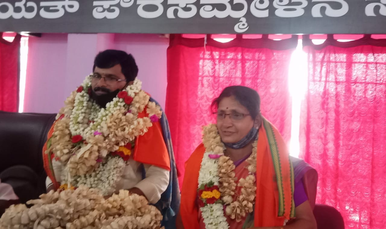 ಸುಳ್ಯ : ನ.ಪಂ. ನೂತನ ಅಧ್ಯಕ್ಷರಾಗಿ ವಿನಯ್ ಕುಮಾರ್, ಉಪಾಧ್ಯಕ್ಷರಾಗಿ ಸರೋಜಿನಿ ಪೆಲ್ತಡ್ಕ