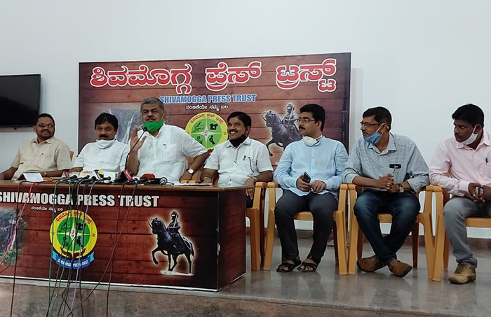 ಸಿಗಂದೂರು ಮೇಲ್ವಿಚಾರಣ ಸಮಿತಿ ರದ್ದುಗೊಳಿಸದಿದ್ದರೆ ಬೆಂಗಳೂರಿಗೆ ಪಾದಯಾತ್ರೆ: ಬಿ.ಕೆ ಹರಿಪ್ರಸಾದ್