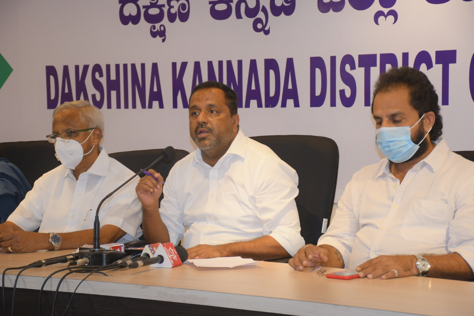 ಬಿಜೆಪಿ ಕಾರ್ಯಕಾರಿಣಿ ಸಭೆ ಜನರ ಕಣ್ಣಿಗೆ ಮಣ್ಣೆರಚಿದ್ದು ಮಾತ್ರ: ಯು.ಟಿ.ಖಾದರ್