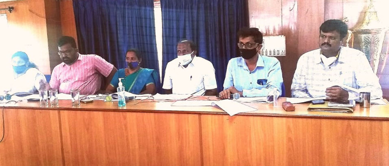 ಕೈಗಾರಿಕಾ ವಲಯಗಳಲ್ಲಿ ಸ್ಥಳೀಯರಿಗೆ ಉದ್ಯೋಗದಲ್ಲಿ ಆದ್ಯತೆ : ತಾಪಂ ಕೆಡಿಪಿ ಸಭೆಯಲ್ಲಿ ಕಾಪು ಶಾಸಕ ಲಾಲಾಜಿ ಮೆಂಡನ್