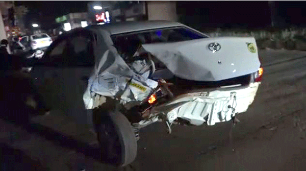 ಪದವಿನಂಗಡಿ: ಕಾರುಗಳ ನಡುವೆ ಅಪಘಾತ