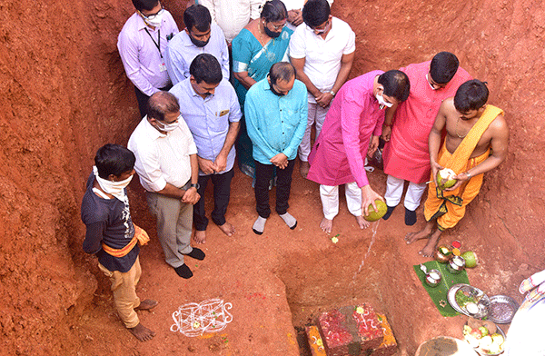 ಮಂಗಳೂರು: ವೆನ್ಲಾಕ್ ಆವರಣದಲ್ಲಿ ಸರ್ಜಿಕಲ್  ಕಟ್ಟಡ ನಿರ್ಮಾಣಕ್ಕೆ ಶಿಲಾನ್ಯಾಸ