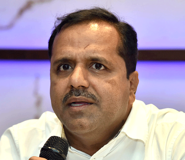 ಎಪಿಎಂಸಿ ಕಾಯ್ದೆ ತಿದ್ದುಪಡಿಯಿಂದ ರೈತರಿಗಲ್ಲ, ಉದ್ಯಮಿಗಳಿಗೆ ಲಾಭ: ಯು.ಟಿ.ಖಾದರ್