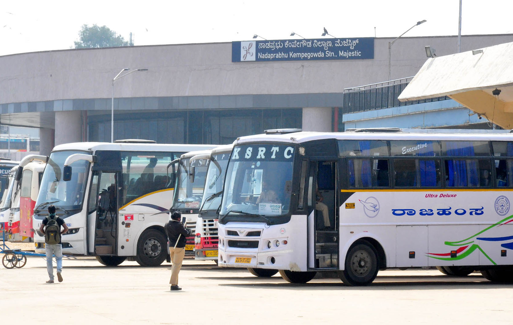 ನೌಕರರ ಮುಷ್ಕರದಿಂದ ಸಾರಿಗೆ ನಿಗಮಗಳಿಗೆ 60 ಕೋಟಿ ರೂ. ನಷ್ಟ !