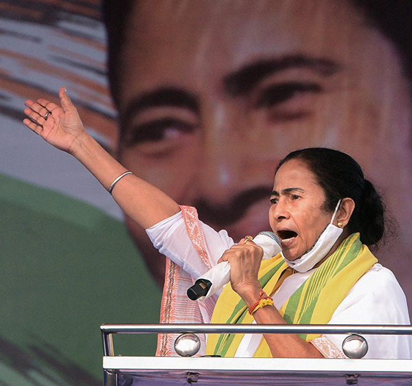 ಬಿಜೆಪಿಗಿಂತ ದೊಡ್ಡ ಕಳ್ಳರಿಲ್ಲ, ಅವರು ಛಂಬಲ್ ಡಕಾಯಿತರು: ಮಮತಾ ಬ್ಯಾನರ್ಜಿ