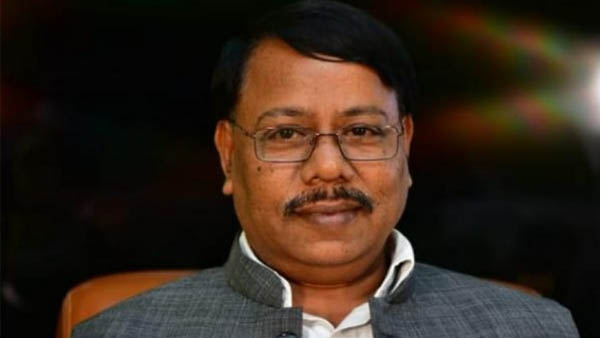 ಸಿಎಂ ಮಾಧ್ಯಮ ಸಲಹೆಗಾರ ಭೃಂಗೀಶ್‍ರಿಗೆ ಸಂಪುಟ ಸಚಿವರ ಸ್ಥಾನಮಾನ