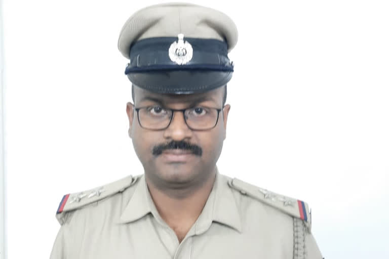 ಮೃತದೇಹ ಸಾಗಿಸಲು ಪಿಎಸ್‍ಐ ವಸೀಂ ಉಲ್ಲಾ ಆರ್ಥಿಕ ಸಹಾಯ: ಸಾರ್ವಜನಿಕರ ಮೆಚ್ಚುಗೆ