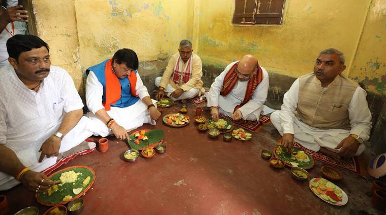 ಪಶ್ಚಿಮಬಂಗಾಳದ ರೈತನ ಮನೆಯಲ್ಲಿ ಊಟ ಮಾಡಿದ ಅಮಿತ್ ಶಾ