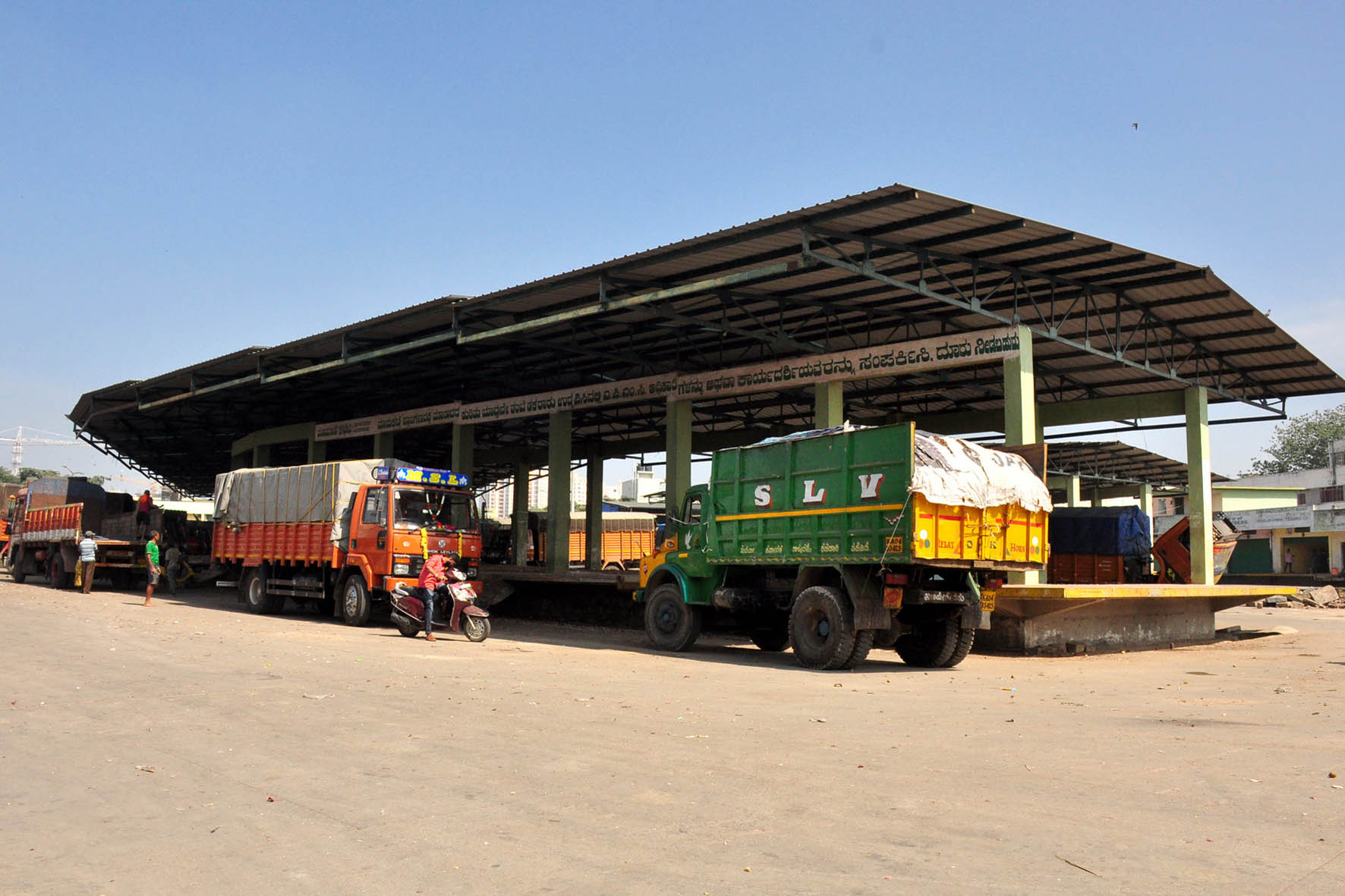 ಕಾಯ್ದೆ ತಿದ್ದುಪಡಿ ವಿರೋಧಿಸಿ ಬೆಂಗಳೂರಿನ ಯಶವಂತಪುರದ ‘ಎಪಿಎಂಸಿ ಬಂದ್’