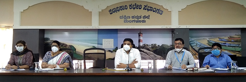 ಔಷಧಿ ಪಡೆಯುವವರ ಮಾಹಿತಿ ಜಿಲ್ಲಾಡಳಿತಕ್ಕೆ ನೀಡಿ : ಡಿಸಿ ರಾಜೇಂದ್ರ