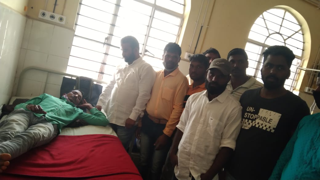 ಮೇಲ್ವರ್ಗದ ಯುವಕನಿಂದ ದಲಿತ ವ್ಯಕ್ತಿಗೆ ಹಲ್ಲೆ ಆರೋಪ: ದೂರು ದಾಖಲು