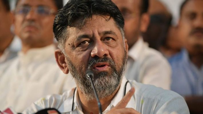 ಹಗಲು ವೇಳೆ ಕೊರೋನ ಸೋಂಕು ಹರಡುವುದಿಲ್ಲವೇ ?: ಡಿ.ಕೆ. ಶಿವಕುಮಾರ್