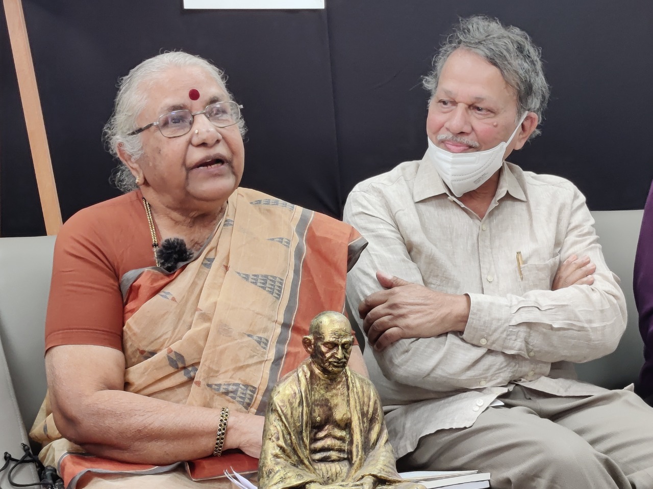 ಕಸ್ತೂರ್ ಬಾ ವ್ಯಕ್ತಿತ್ವದ ಮೂಲಕ ಗಾಂಧಿ ಚಿಂತನೆ ವಿಸ್ತಾರವಾಗಿ ಕಾಣಲು ಸಾಧ್ಯ: ಕಮಲಾ ಹಂಪನಾ