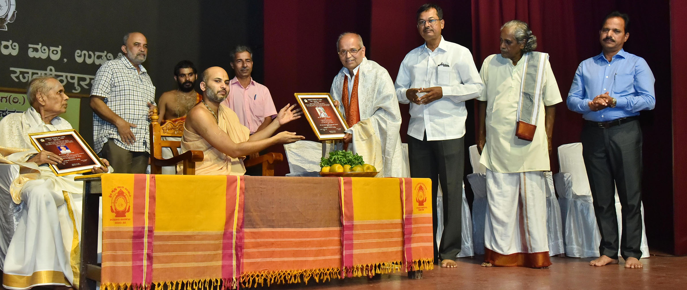 ಯಕ್ಷಗಾನ ಕಲಾರಂಗದಿಂದ ಮೂವರು ಸಾಧಕರಿಗೆ ಪ್ರಶಸ್ತಿ ಪ್ರದಾನ