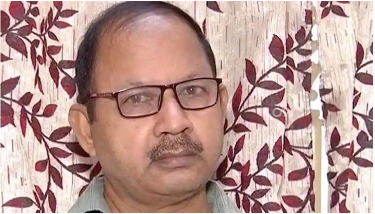 ನಿವೃತ್ತಿ ಹೊಂದಿ ನಾಲ್ಕು ವರ್ಷಗಳ ಬಳಿಕ ವೈದ್ಯಕೀಯ ಕಾಲೇಜಿಗೆ ದಾಖಲಾತಿ ಪಡೆದ 64 ವರ್ಷದ ಹಿರಿಯ ವ್ಯಕ್ತಿ