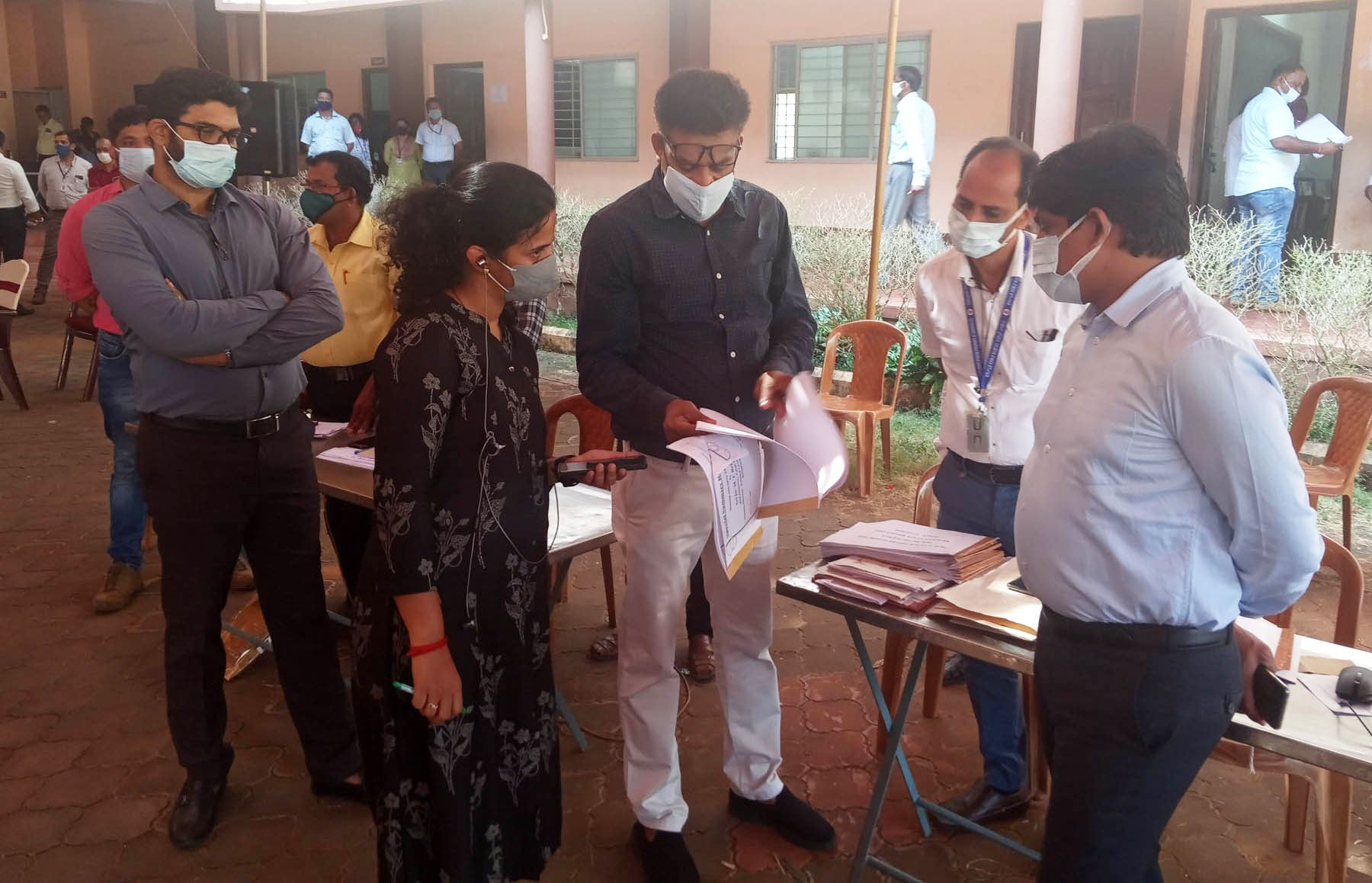 ಕೊರೋನ ಸೋಂಕಿತರಿಗೆ ಪ್ರತ್ಯೇಕ ಮತದಾನಕ್ಕೆ ಅವಕಾಶ: ಡಿಸಿ ಜಗದೀಶ್