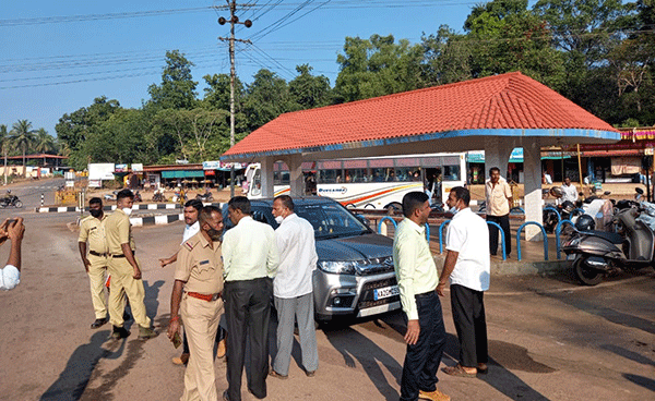ಕುಂದಾಪುರ: ಮತದಾರರನ್ನು ಮತಗಟ್ಟೆಗೆ ಕರೆತರುವ ವಿಚಾರದಲ್ಲಿ ಮಾತಿನ ಚಕಮಕಿ