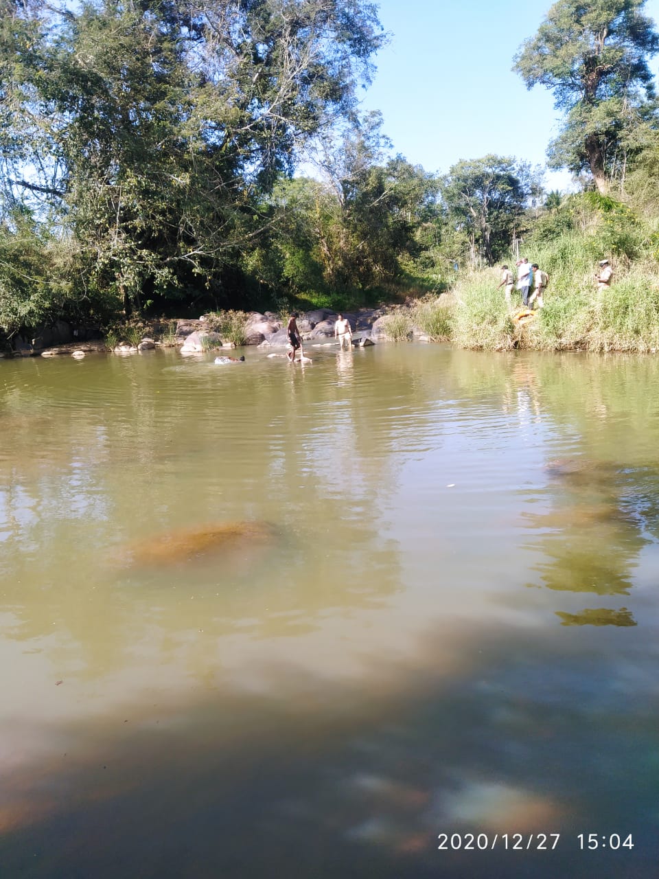 ಈಜಲು ತೆರಳಿದ್ದ ಇಬ್ಬರು ಯುವಕರು ನೀರುಪಾಲು