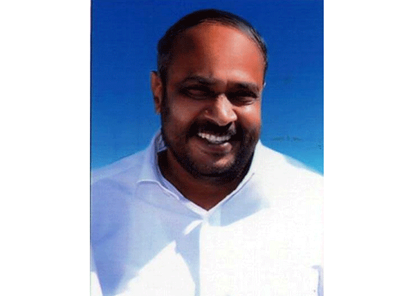 ರಾಜಕೀಯವಾಗಿ ಎಲ್ಲ ಪಕ್ಷಗಳ ಮುಖಂಡರ ಒಡನಾಡಿಯಾಗಿದ್ದ ಎಸ್.ಎಲ್.ಧರ್ಮೇಗೌಡ