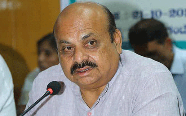 ರಾತ್ರಿ ಕರ್ಫ್ಯೂ ವಿಧಿಸುವ ಬಗ್ಗೆ ಚಿಂತನೆ ಮಾಡಿಲ್ಲ: ಗೃಹ ಸಚಿವ ಬೊಮ್ಮಾಯಿ