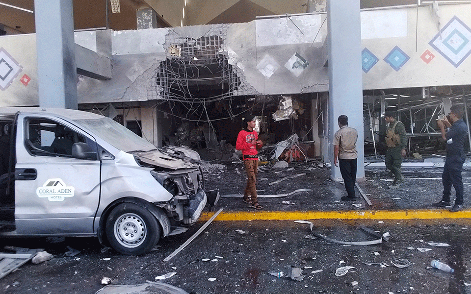 ವಿಮಾನ ನಿಲ್ದಾಣದಲ್ಲಿ ಸ್ಫೋಟ: 25 ಮಂದಿ ಸಾವು,110 ಜನರಿಗೆ ಗಾಯ