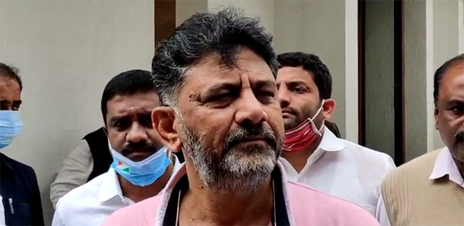 ಚುನಾವಣೆ ಪಕ್ಷಾತೀತವಾದರೂ, ನಮ್ಮ ಕಾರ್ಯಕರ್ತರಿಗೆ ಅಗತ್ಯ ಸಂದೇಶ ನೀಡುತ್ತೇವೆ: ಡಿ.ಕೆ ಶಿವಕುಮಾರ್