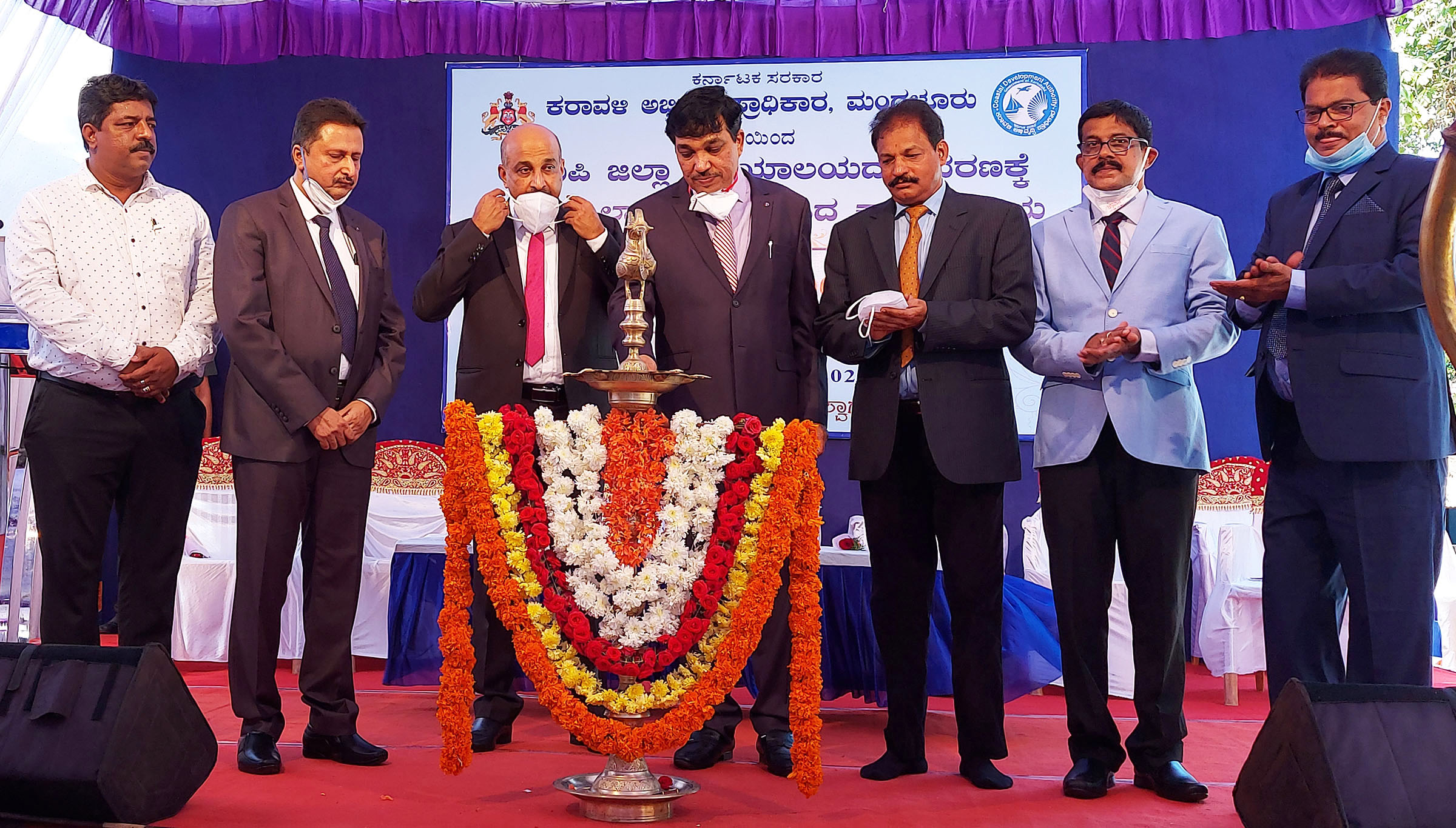 ಕೊರೋನ ಭಯ ತೊರೆದು ಹೆಚ್ಚು ಕೇಸುಗಳ ವಿಲೇವಾರಿಗೆ ಪ್ರಯತ್ನಿಸಿ: ನ್ಯಾ.ಅಶೋಕ್ ಕಿನಗಿ