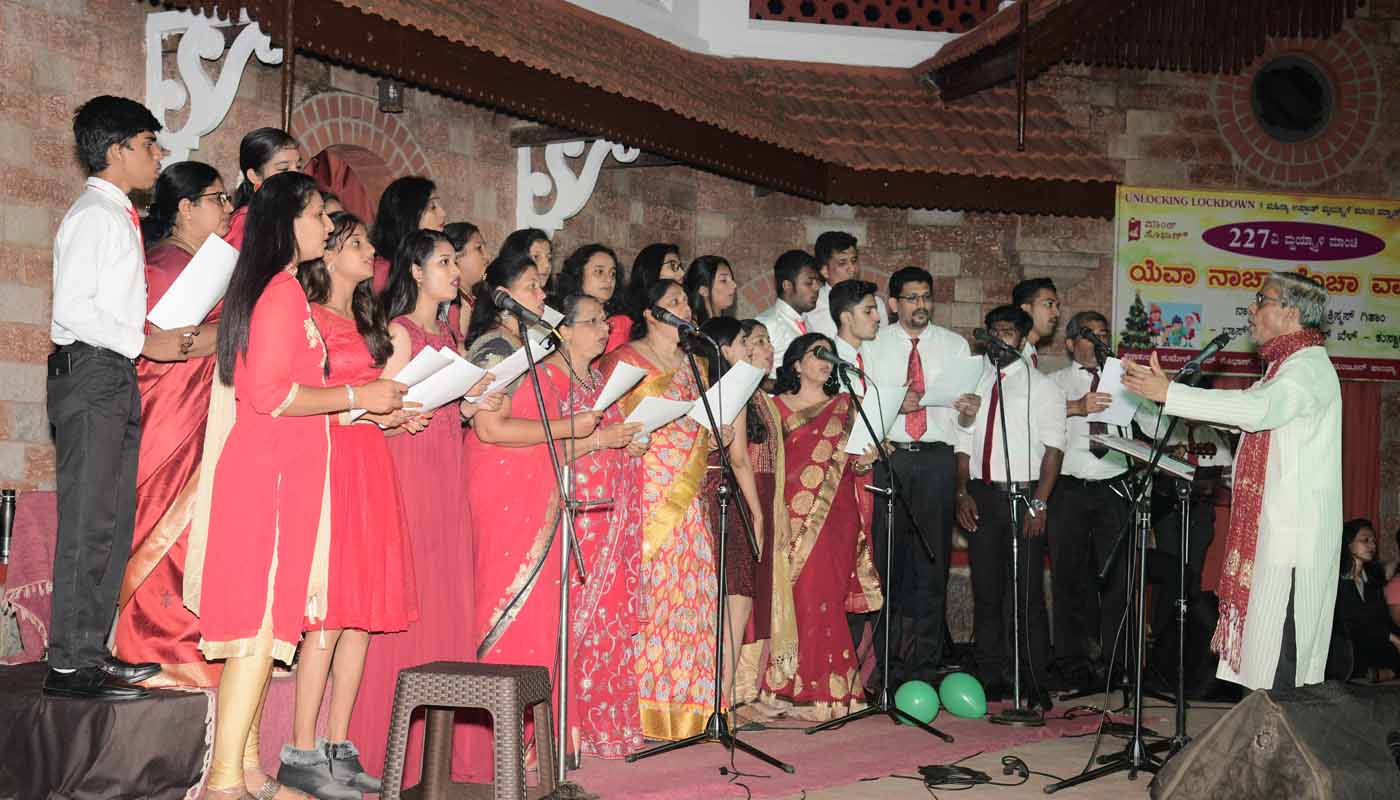 ಮಾಂಡ್ ಸೋಭಾಣ್‌ನಿಂದ ತಿಂಗಳ ವೇದಿಕೆ ಕಾರ್ಯಕ್ರಮ